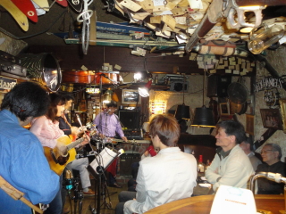 Kobe Honky Tonk Country Bluegrass